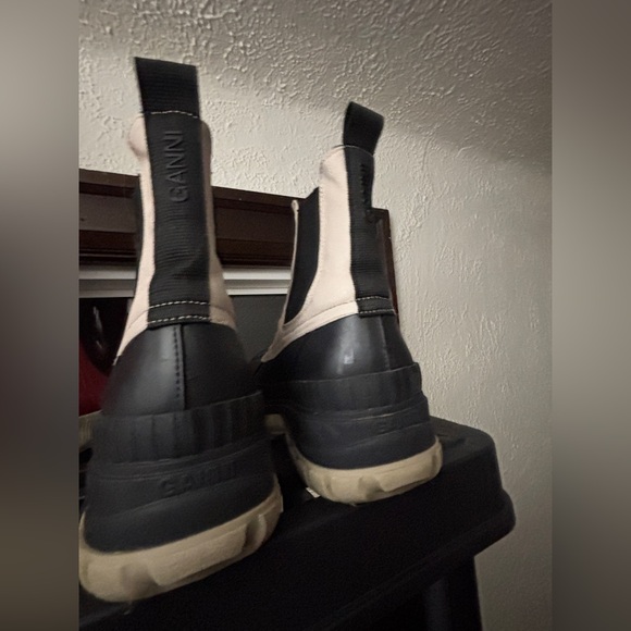 Ganni - Picture 8 of 9